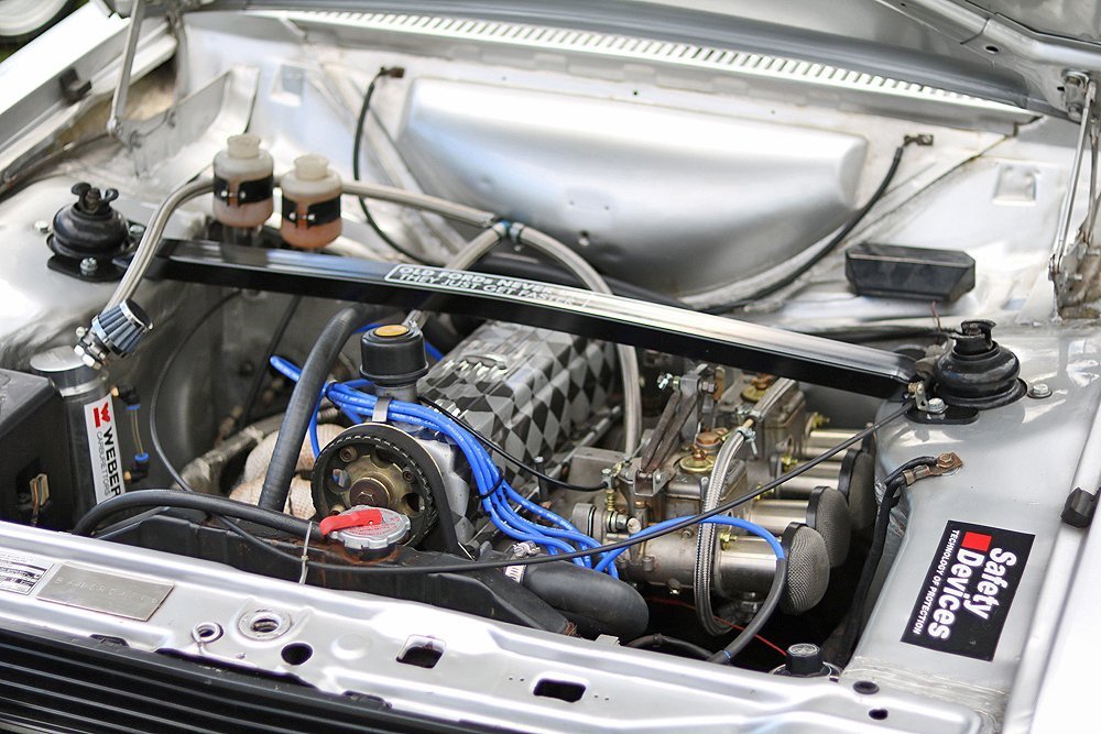 Escort_mk2_silver_motor_show